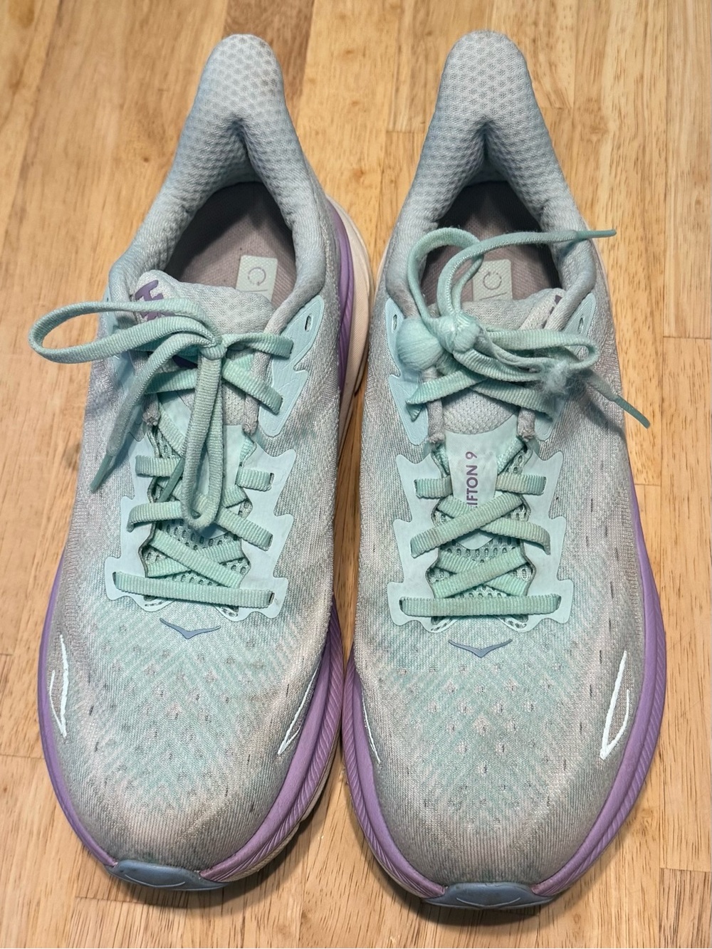 HOKA Clifton 9 Women’s Size 9.5 Running Shoes Comfort Walking Sneakers Aqua